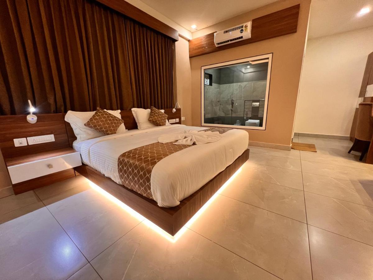 Blue Peaks Holiday Home Munnar Exterior photo